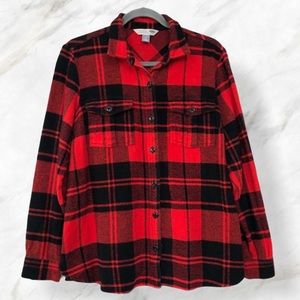 Old navy small plaid button up red black checkered